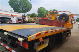 盘山附近拖车电话号码服务